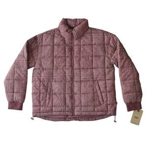 NWT Levi’s Pink Bandana Print Puffer Jacket - Size M, New With Tags